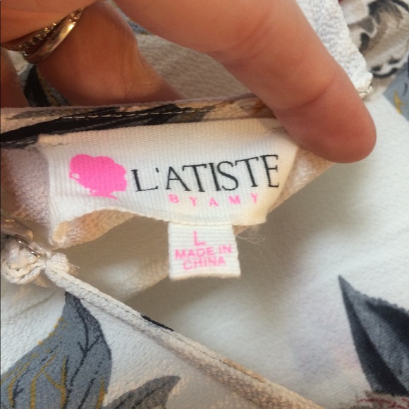 BOHO White Floral Wrap Maxi Dress - Picture 6 of 6